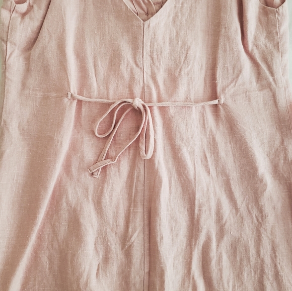 Reformation Kauai linen dress blush pink
Size XS - Picture 8 of 14
